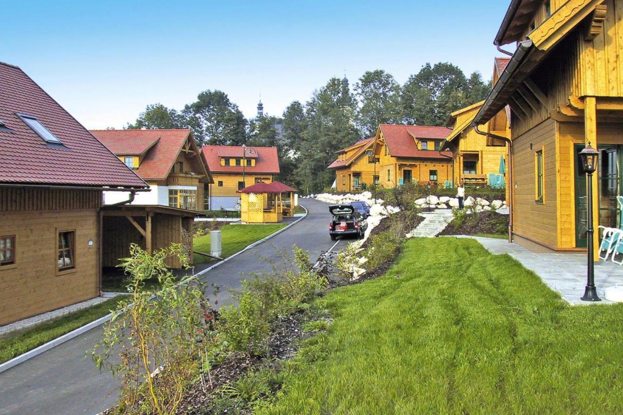 Holiday Village, Schlierbach Exterior foto